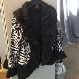 (Brand new!)1 piece zebra jacket light material